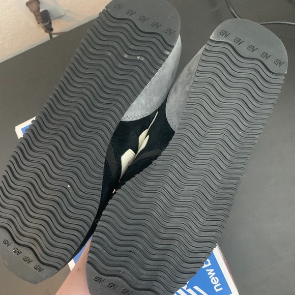 New Balance 420 Shoes Men's Size 8.5 Women's Size 10 - Excellent Condition - Picture 6 of 7